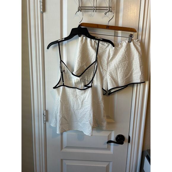 Kate Spade PJs White Wedding Mrs Honeymoon - Picture 8 of 9